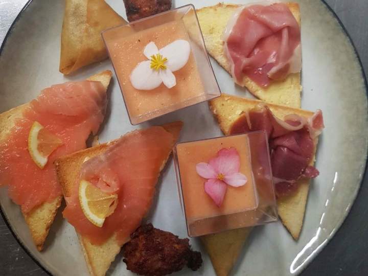 Assortiment de bouchées apéritives La Réunion